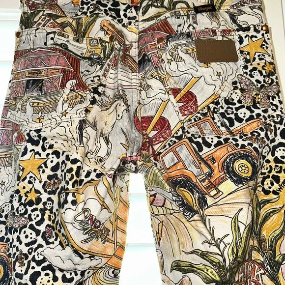 Life of Lainey … Lainey Wilson Wrangler jeans… size 26/32 - Picture 7 of 8